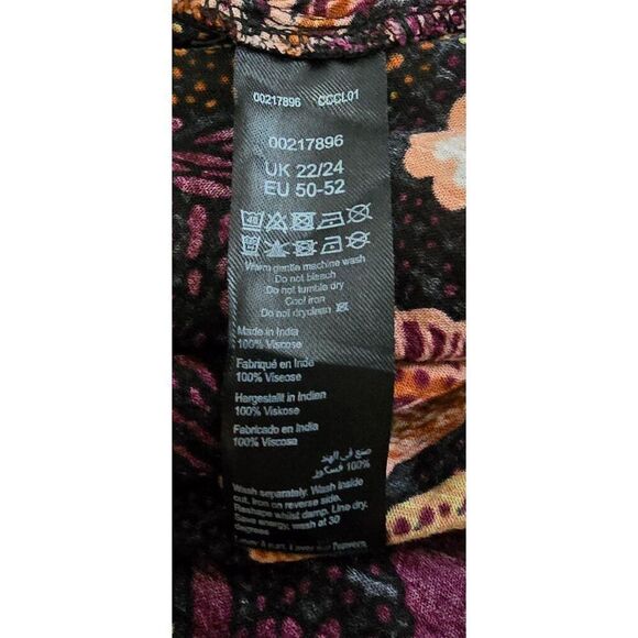 V-Neck Floral Bohemian Dress With Button Detail & Long Sleeves 22/24 3x - Picture 12 of 14